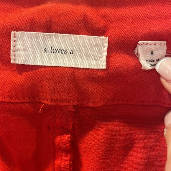 A loves a Red Pants - Picture 2 of 3